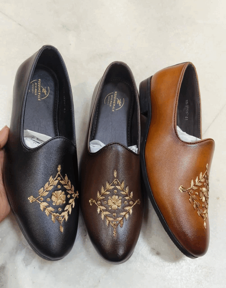 Ethnic footwear style 021