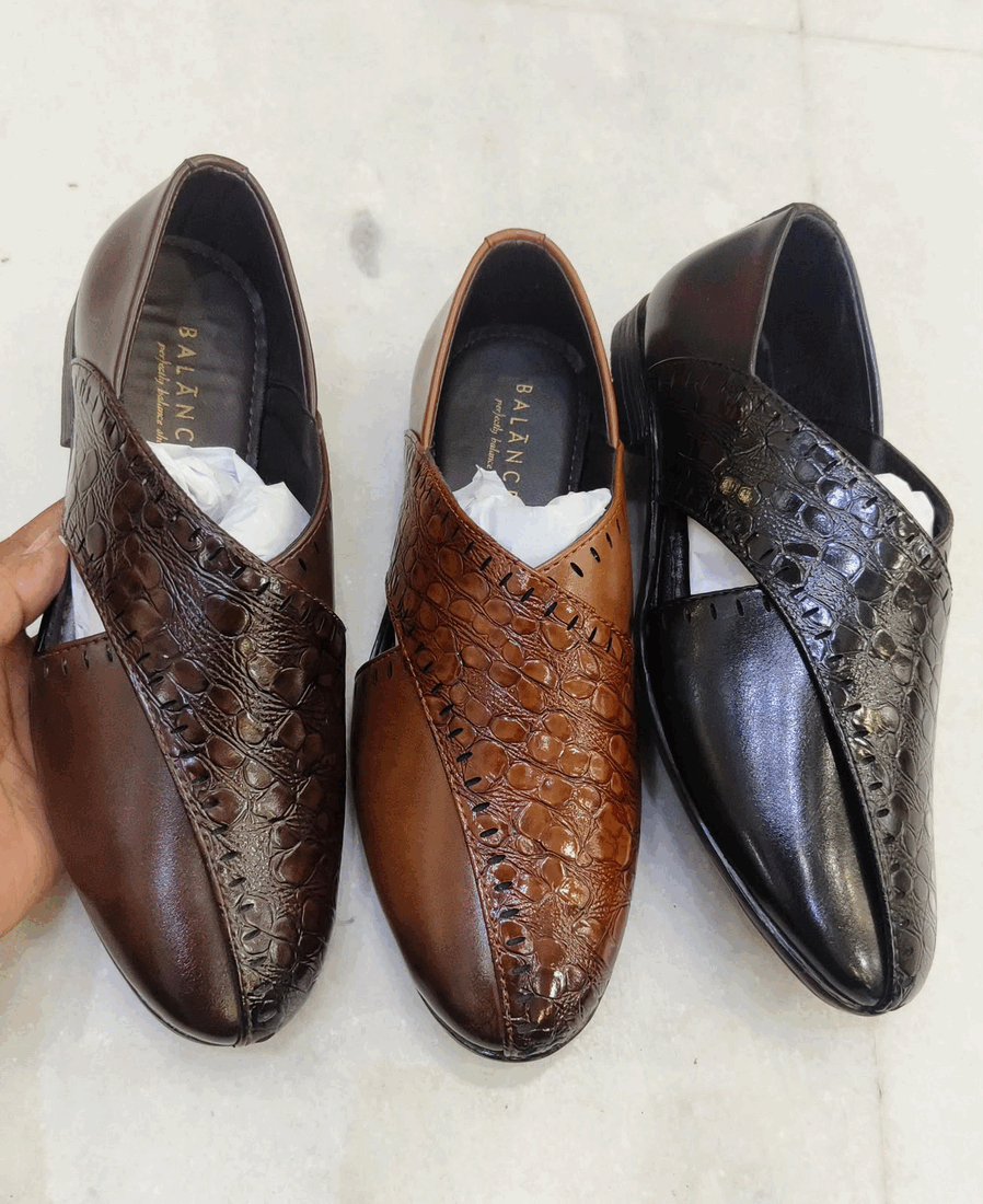 Pesawari II footwear style 004