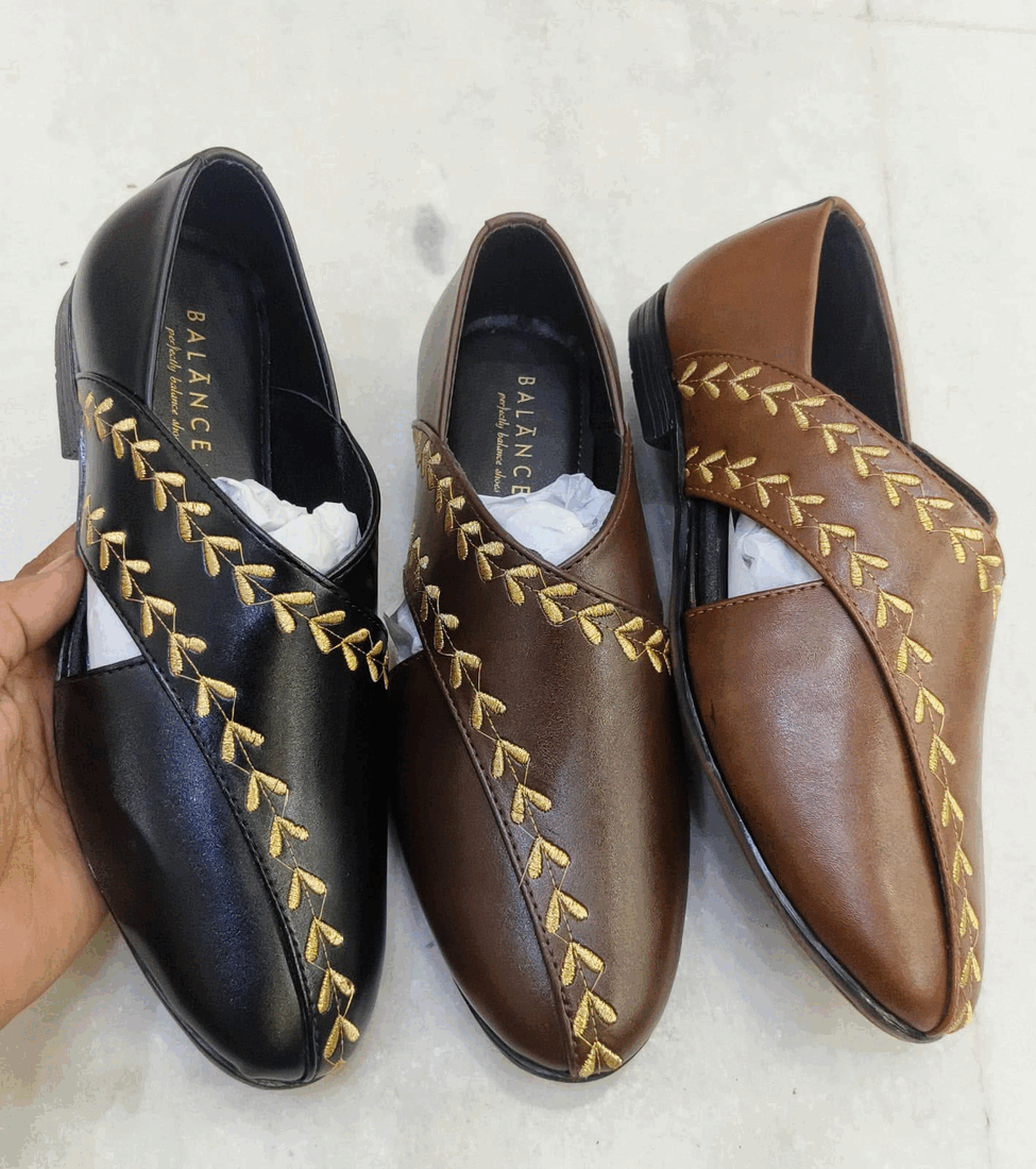 Pesawari II footwear style 006