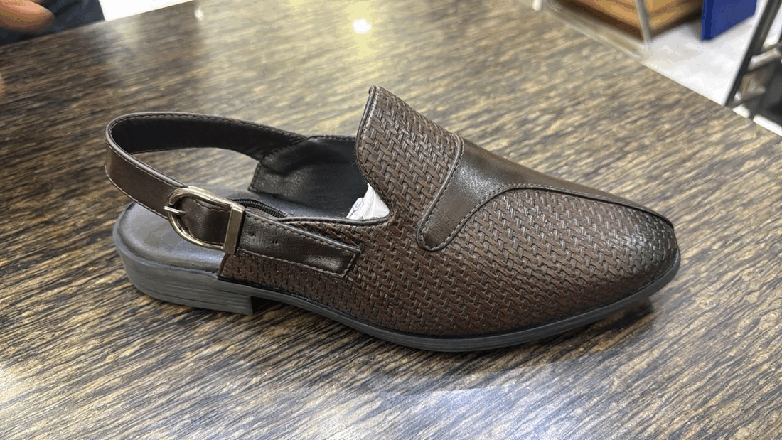 Pesawari footwear style 011