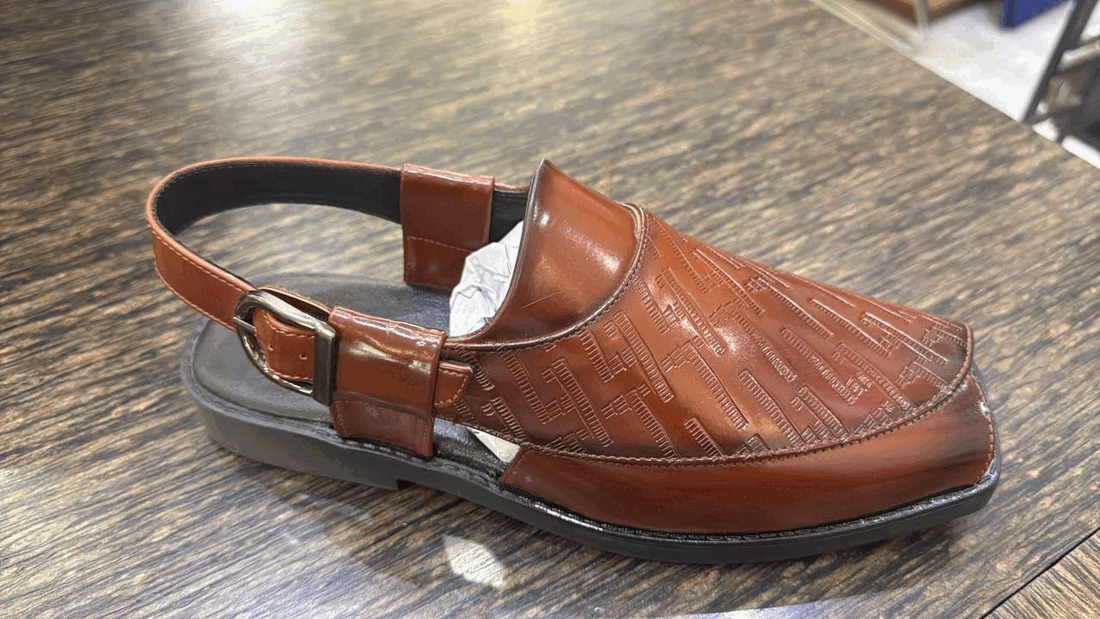Pesawari footwear style 023